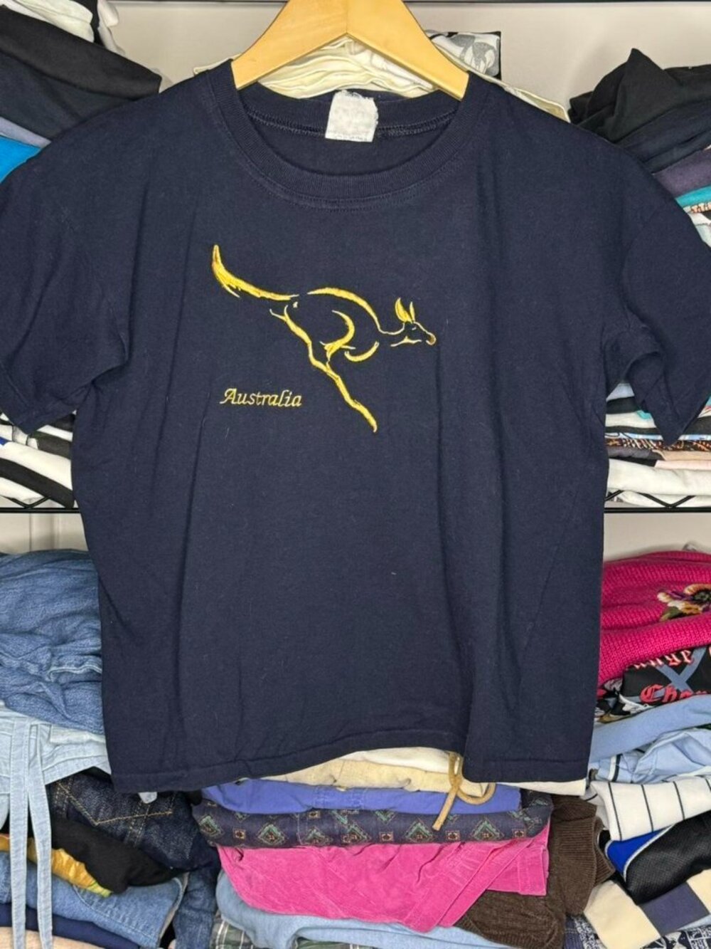 Vintage Navy Kangaroo Australia Crop Top | Y2K Skater Tee